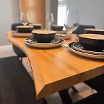 Apartment Granville Road, Near Hospital, Sleeps 5