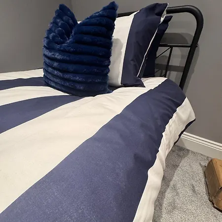 Lejlighed Granville Road, Near Hospital, Sleeps 5