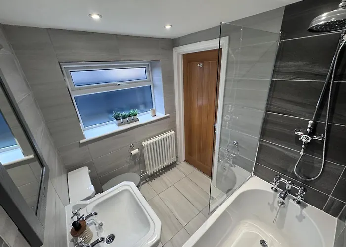 Granville Road, Near Hospital, Sleeps 5 Apartamento *